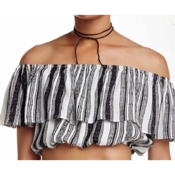 ASTR The Label Off Shoulder Stripe Crop Top Size Large NWT - Picture 1 of 11